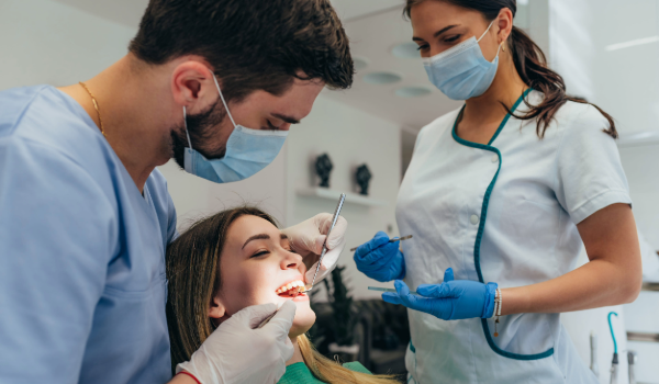 Asistencia odontológica telefónica