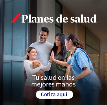 Mamá e hijo usando su plan de salud