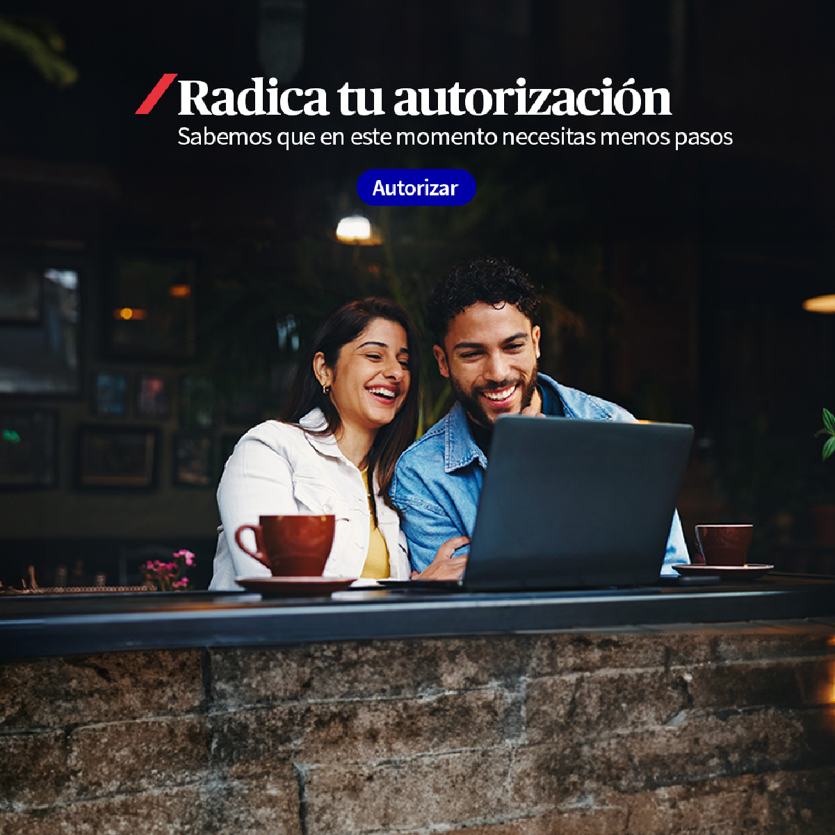 Paciente autorizando a través de su computador