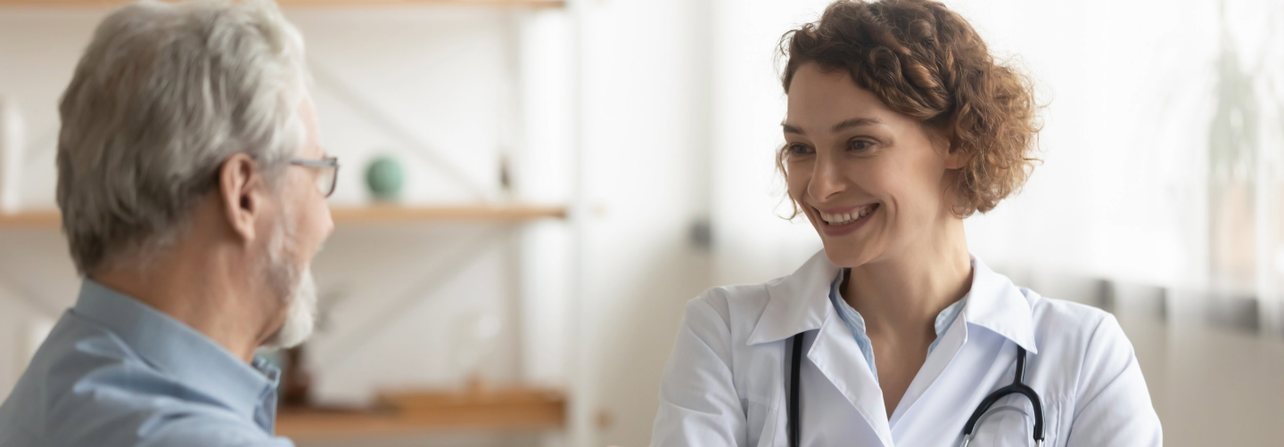 Alterno Amparado es un producto de salud con cobertura integral, que te ofrece atención ambulatoria y hospitalaria ilimitada y con la tranquilidad de contar con la experiencia de nuestros especialistas, centros de diagnóstico e institucione hospitalarias.