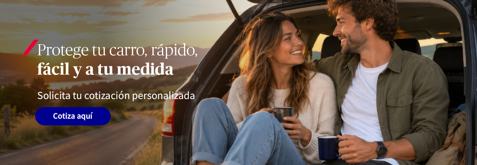 pareja disfrutando de su carro