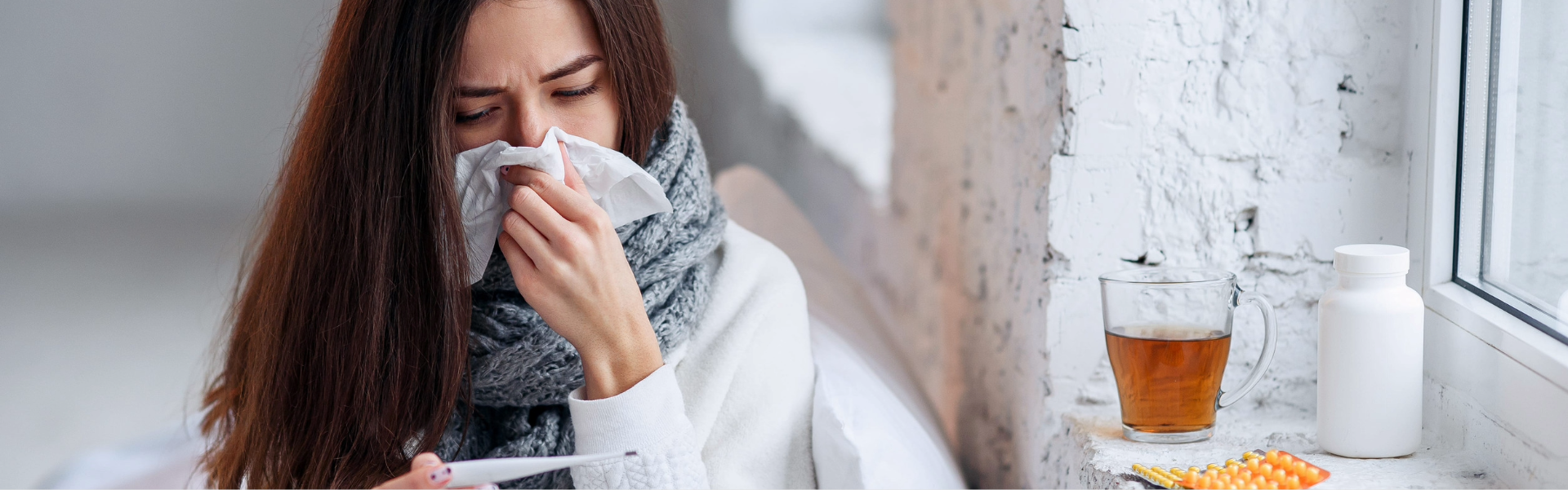 Descubre cómo diferenciar una gripe de síntomas que requieren atención médica. Aprende a identificar señales de alerta y protege tu salud y la de quienes te rodean.